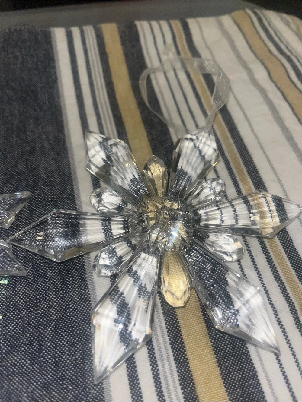 4 acrylic snowflake 3d ornaments #167